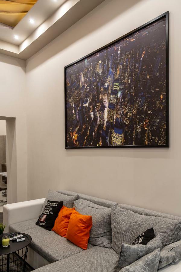 Deluxe Downtown Home 2 Bedrm, 2 Bathrm Budapest Exterior photo